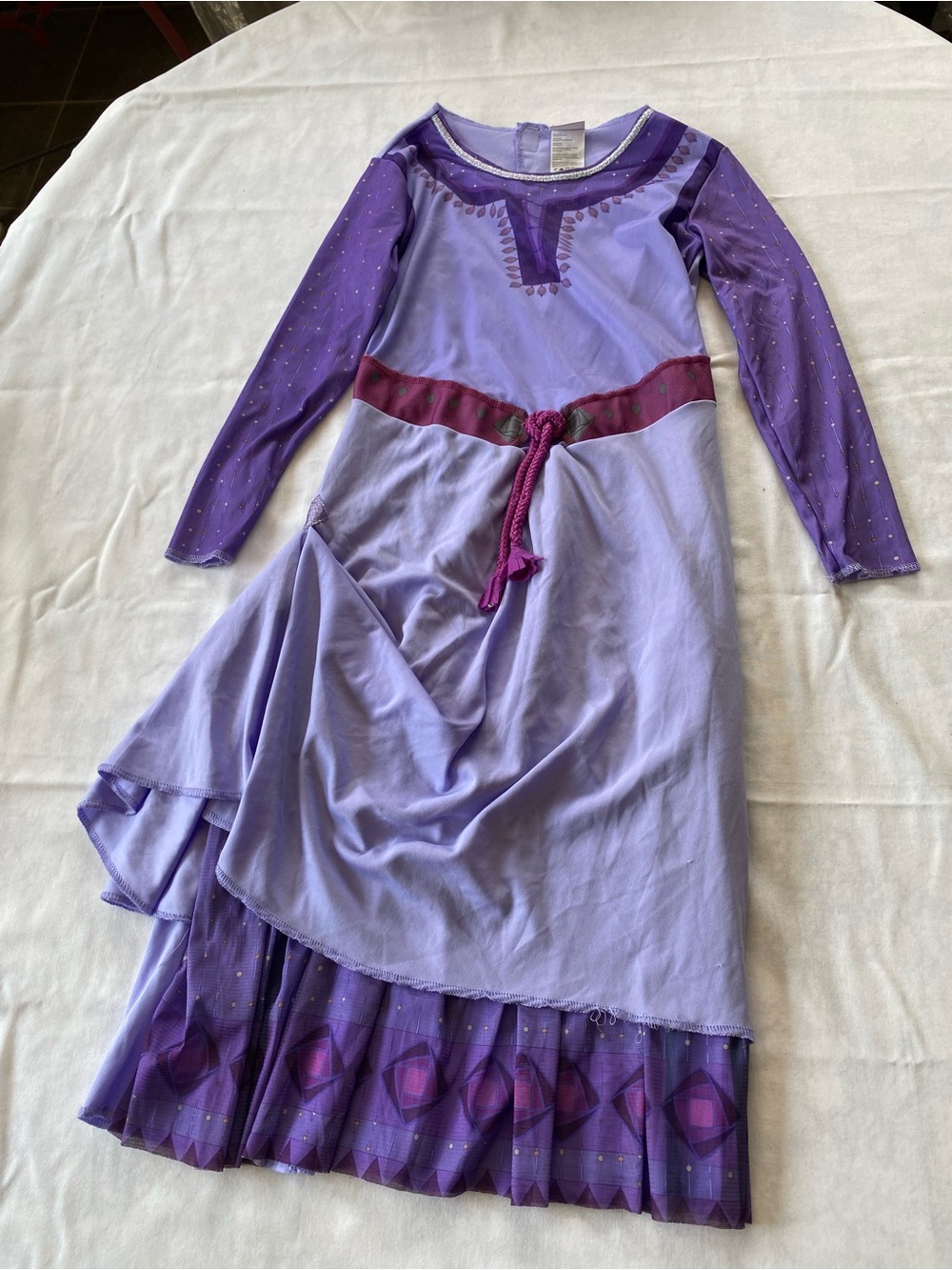 NWOT Halloween Disney Wish Kids Classic Asha Costume Size Medium 7-8